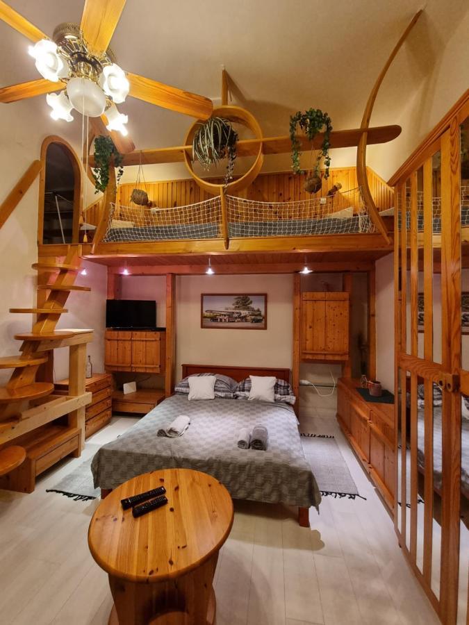 Little Cozy Apartman Miskolc Dış mekan fotoğraf