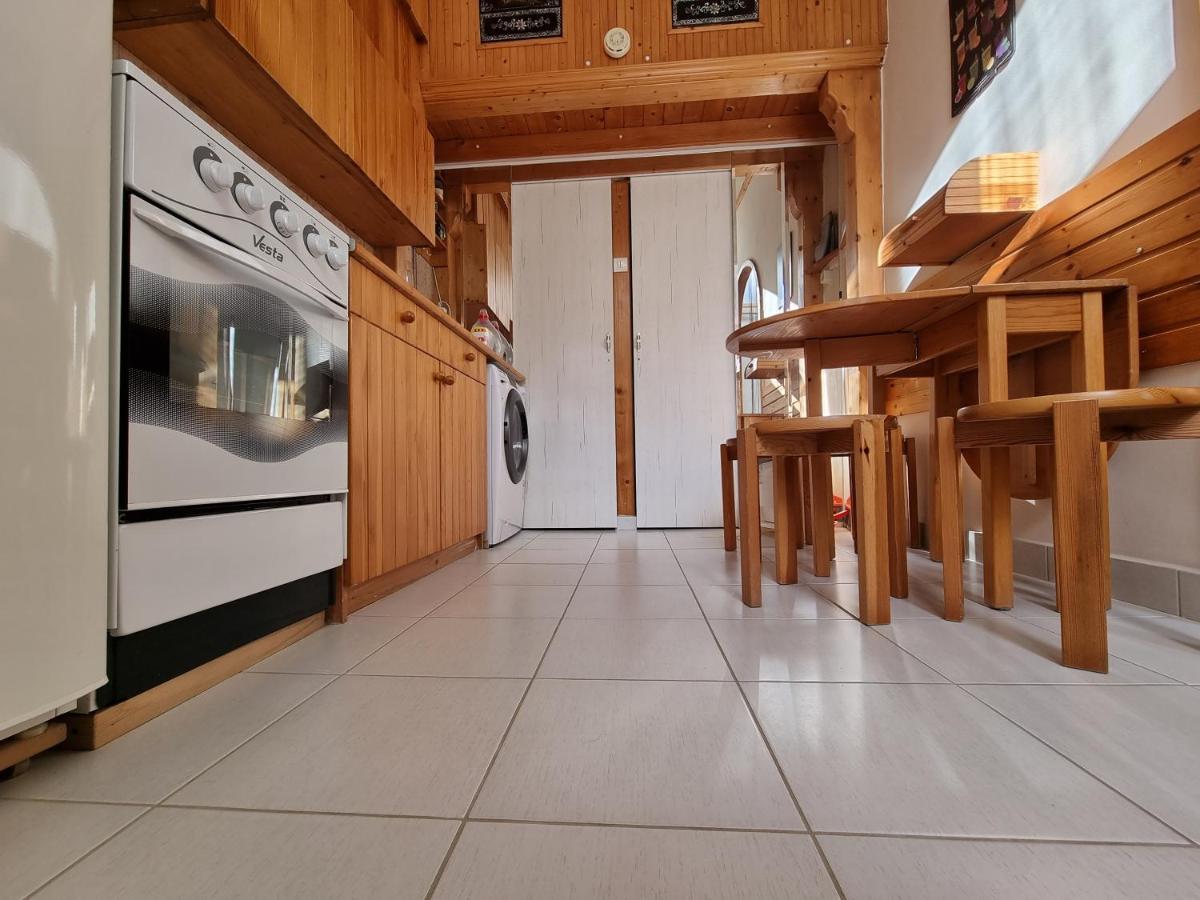 Little Cozy Apartman Miskolc Dış mekan fotoğraf
