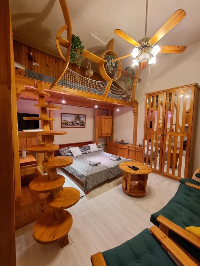Little Cozy Apartman Miskolc Dış mekan fotoğraf